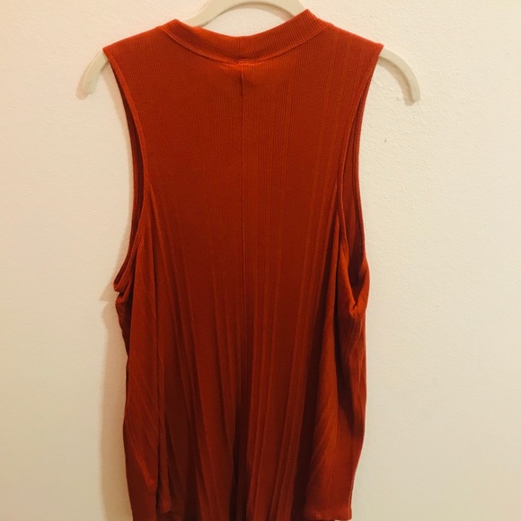 We the Free Tank - Picture 2 of 2